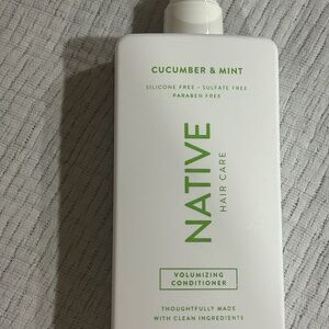 Native Clean & Simple Hair Conditioner